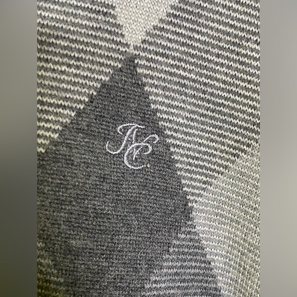 Indian argyle v neck sweater - Picture 5 of 6